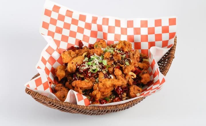 Crispy Spicy Chicken (Medium Spicy) 山城脆辣子鸡🌶🌶🥜